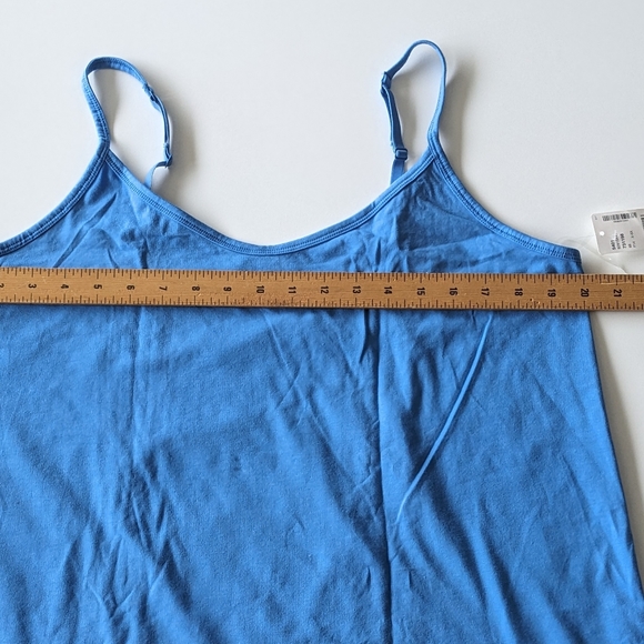 Blue stretch layering camisole size 1x Additional Elle with adjustable straps - Picture 3 of 5